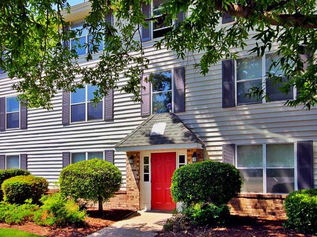 Dove Landing Apartments | 5301 Justin Ct #104, Virginia Beach, VA 23462, USA | Phone: (757) 490-2795