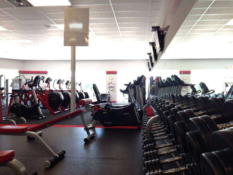 Snap Fitness | 9002 Chimney Rock Rd suite a, Houston, TX 77096, USA | Phone: (713) 721-7627