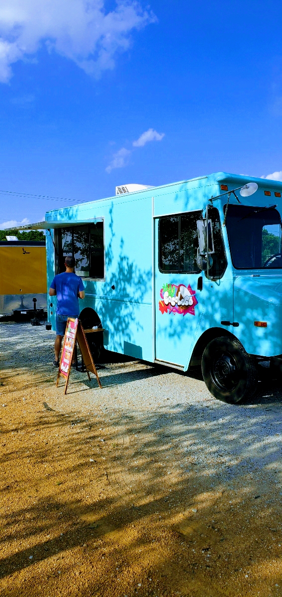 Country Boy Food Trucks | 8734 W University Dr, McKinney, TX 75071 | Phone: (469) 237-1299