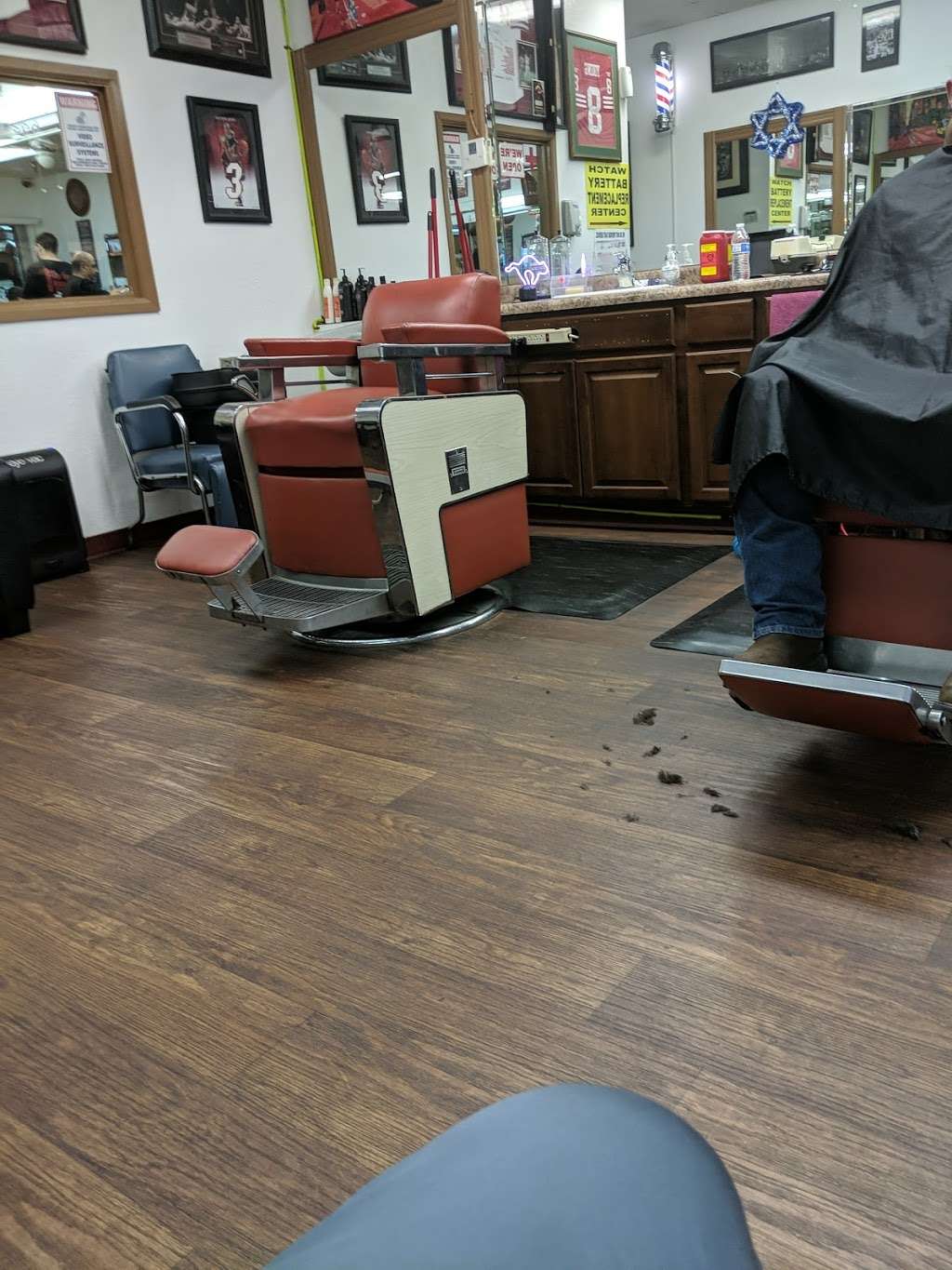 The Spot Barber Shop | 5930 W Greenway Rd, Glendale, AZ 85306, USA | Phone: (602) 682-5934