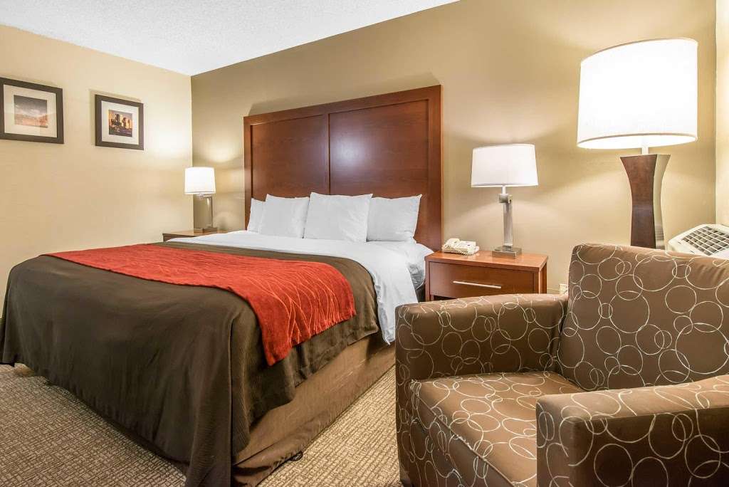 Comfort Inn & Suites Stapleton | 4685 Quebec St, Denver, CO 80216, USA | Phone: (303) 388-8100