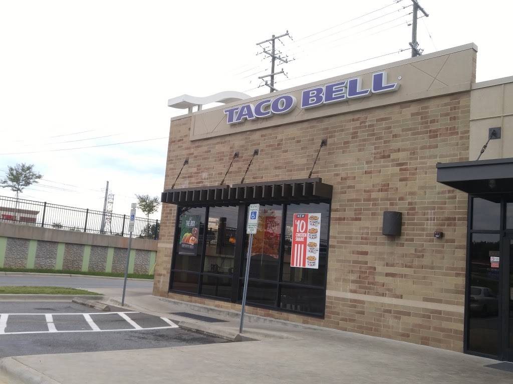 Taco Bell | 5540 University Pointe Blvd, Charlotte, NC 28262, USA | Phone: (704) 510-2228