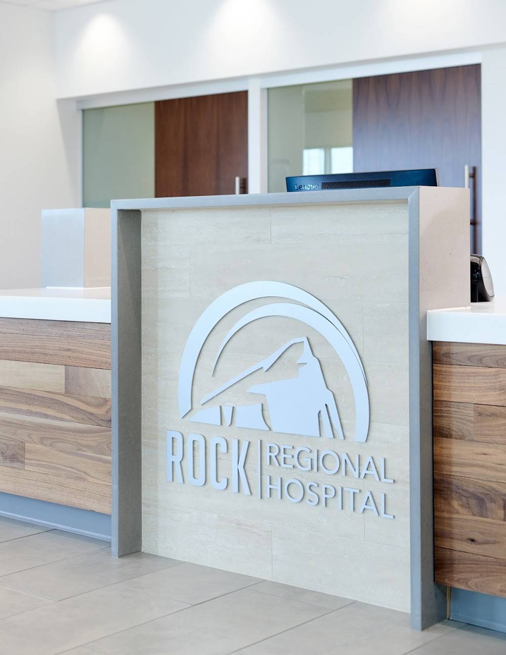 Rock Regional Hospital | 3251 N Rock Rd, Derby, KS 67037, USA | Phone: (316) 425-2400