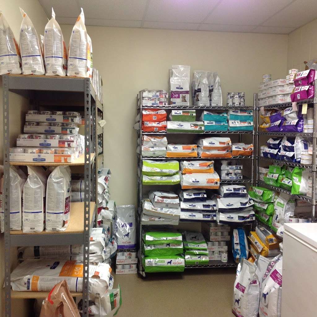 West Allis Animal Hospital | 1736 S 82nd St, West Allis, WI 53214, USA | Phone: (414) 476-3544