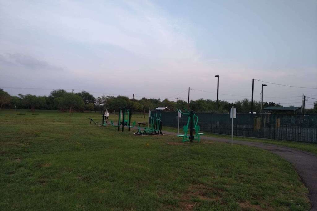 Helotes Fitness Park and Disc Golf Course | 10505 Parrigin Rd, Helotes, TX 78023, USA