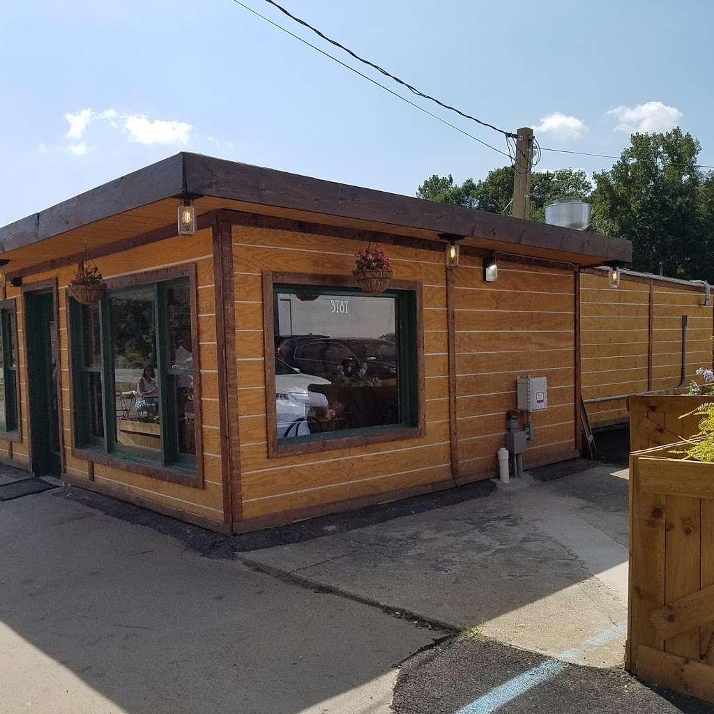 Little Cabin Sandwich Shop Inc. | 3787 Crompond Rd, Cortlandt, NY 10567 | Phone: (914) 734-1839