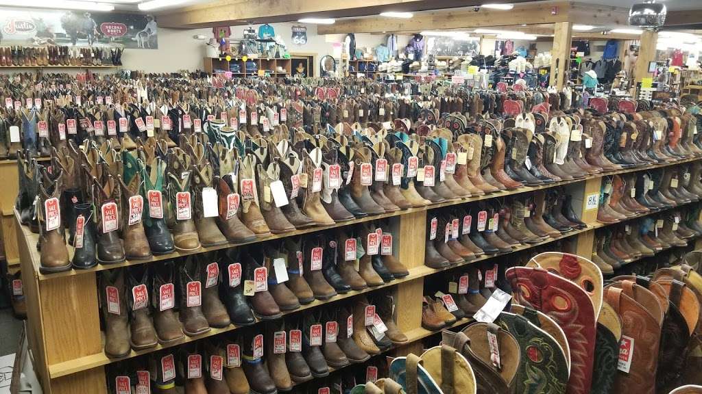 St. Joe Boot Company | 3749 Pacific St, St Joseph, MO 64507 | Phone: (816) 232-8128