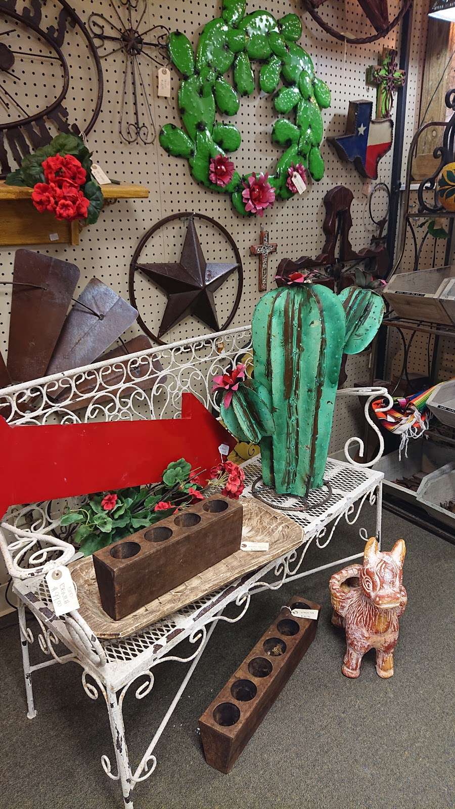 Homestead Handcrafts | 21518 Blanco Rd, San Antonio, TX 78260, USA | Phone: (210) 402-1221