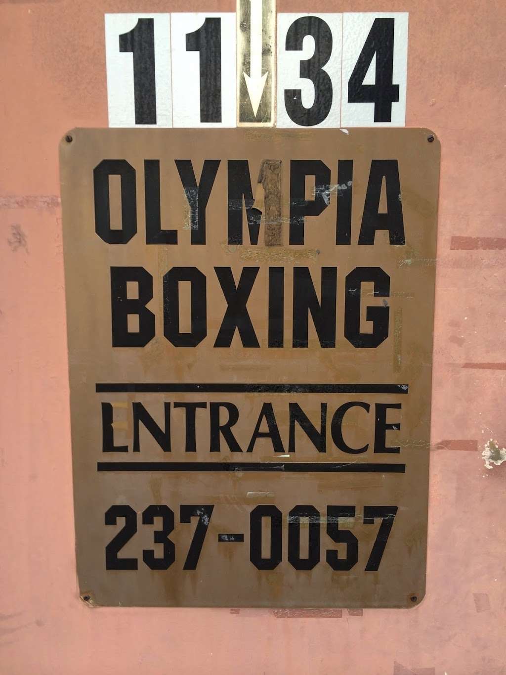 Olympia Boxing Gym & School | 1134 W Broad St, Falls Church, VA 22046, USA | Phone: (703) 237-0057