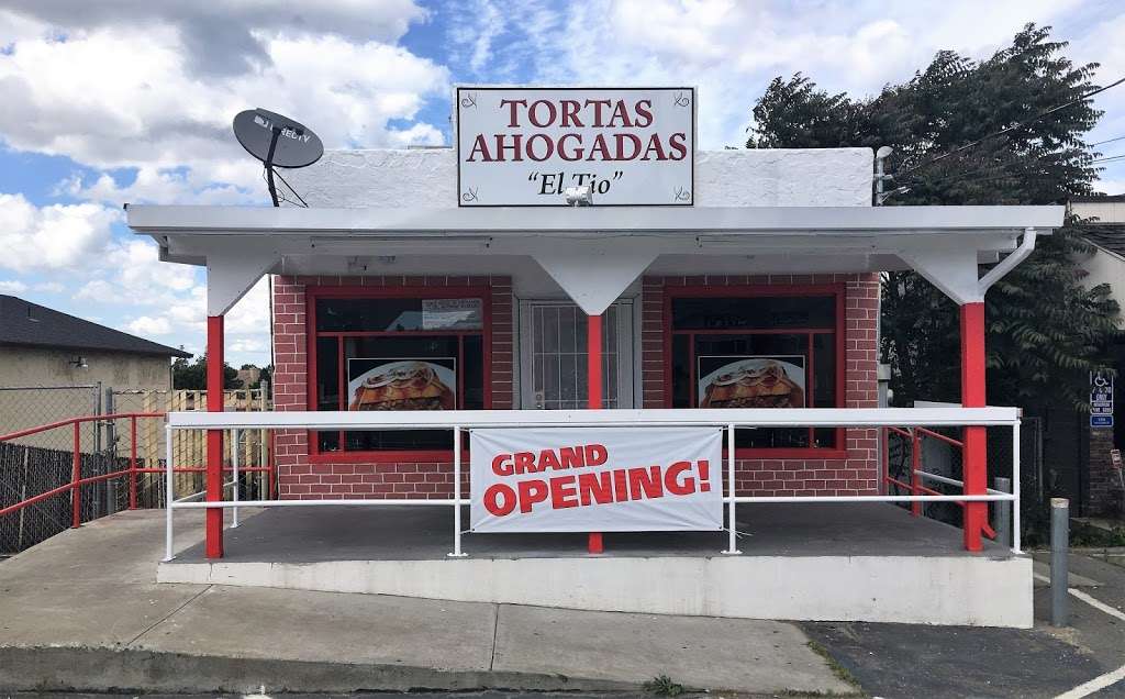 Tortas Ahogadas El Tio | 3400 Main St, Oakley, CA 94561, USA | Phone: (925) 626-5773