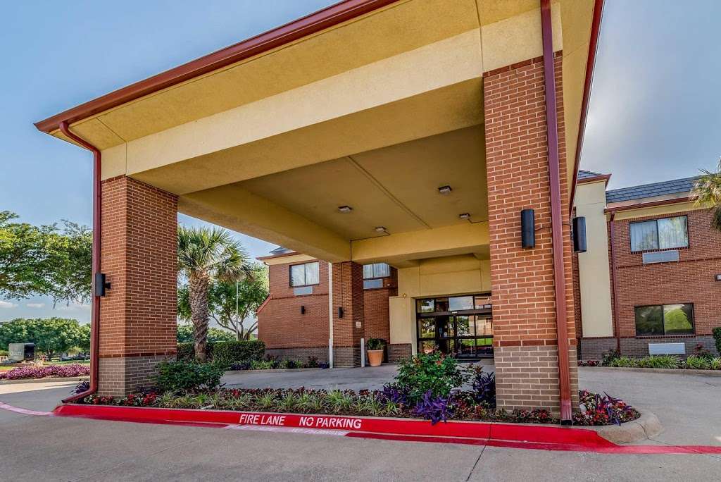 Quality Inn West Plano - Dallas | 5021 W Plano Pkwy, Plano, TX 75093, USA | Phone: (214) 296-2276