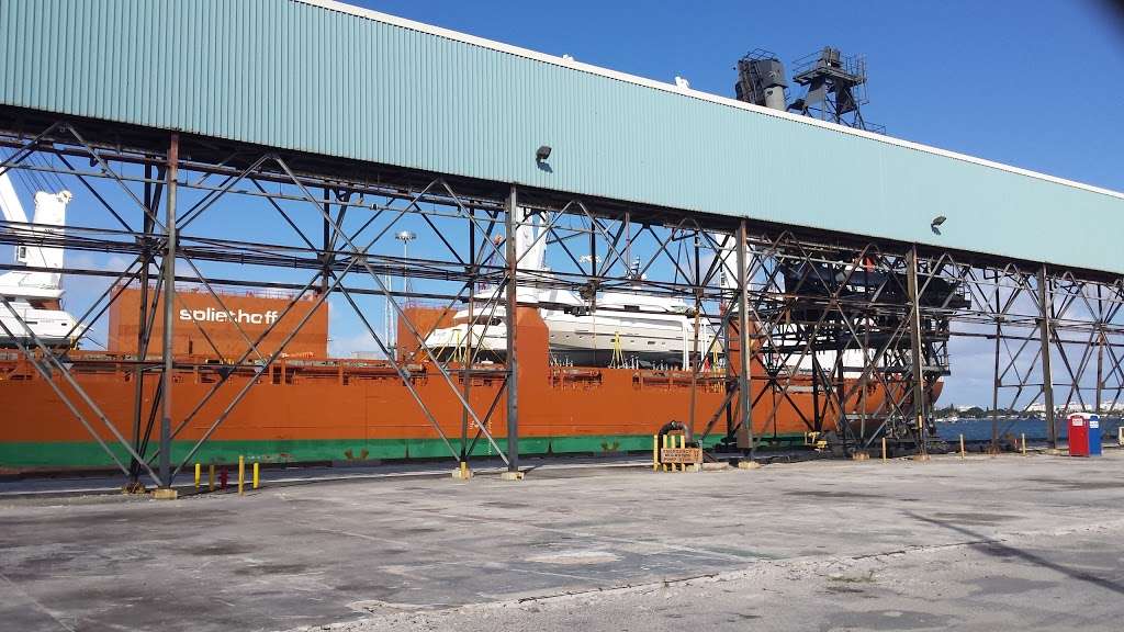 Teeters Agency & Stevedoring | 158 E Port Rd, Riviera Beach, FL 33404, USA | Phone: (561) 845-8330