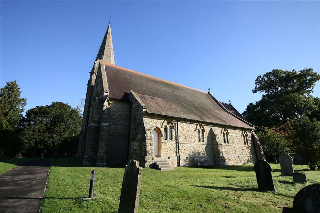 St John the Evangelist C of E Church | Church Rd, Copthorne, Crawley RH10 3RD, UK | Phone: 01342 712063