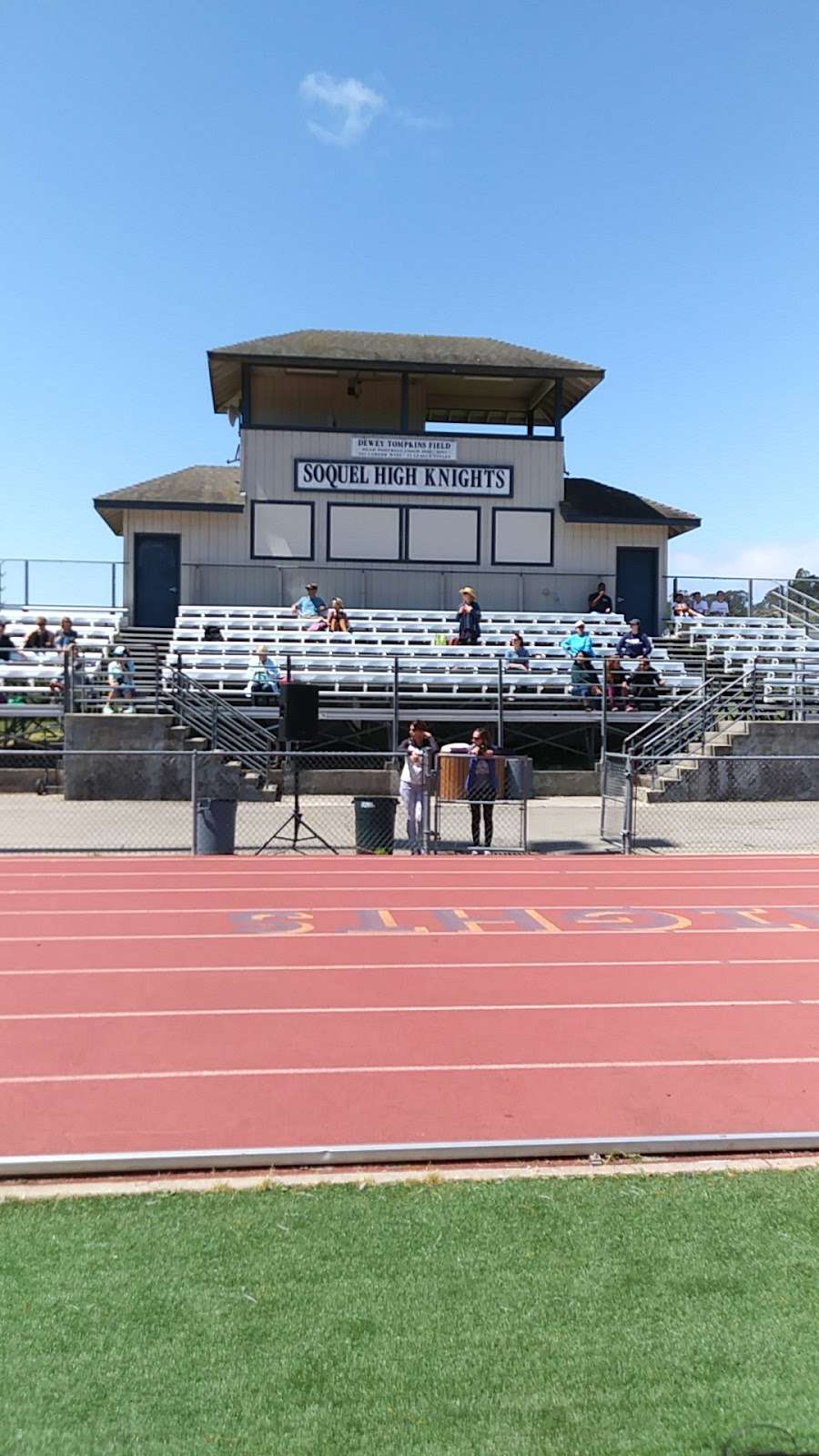 Dewey Tompkins Field | Soquel, CA 95073, USA