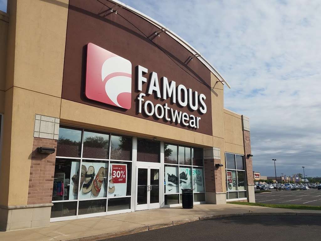 famous footwear columbus blvd