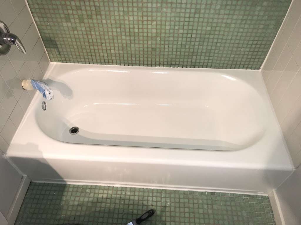 Bathtub Refinishing & More | 1818 W 103rd Pl, Chicago, IL 60643, USA | Phone: (917) 657-2686