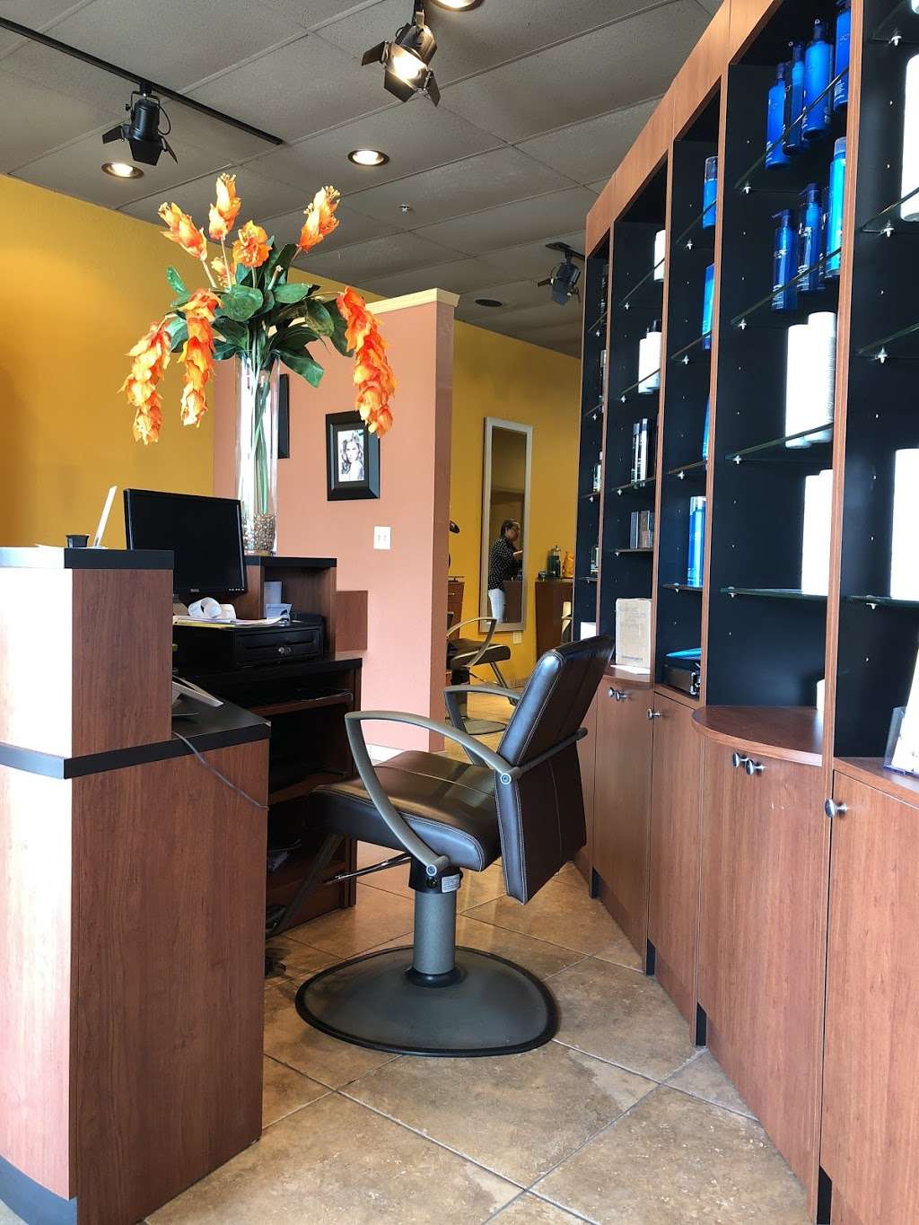 Xar Hair Salon | 16112 Marsh Rd #415, Winter Garden, FL 34787 | Phone: (407) 654-7503