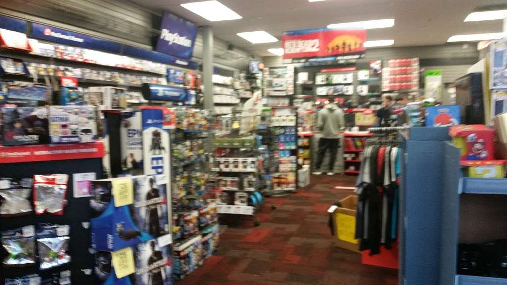 GameStop | 1135 Stonecrest Blvd Suite 121, Fort Mill, SC 29708, USA | Phone: (803) 835-0466