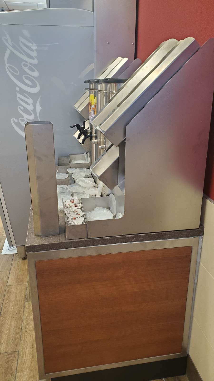 Wendys | 2710 N Salisbury Blvd, Salisbury, MD 21801, USA | Phone: (410) 749-7236