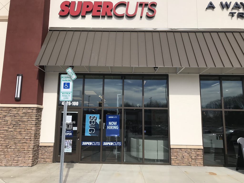 Supercuts | 4526 W Wendover Ave #100, Greensboro, NC 27409, USA | Phone: (336) 632-4078