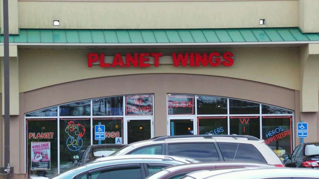 Planet Wings | 2220 Forest Ave # 3, Staten Island, NY 10303, USA | Phone: (718) 273-7575