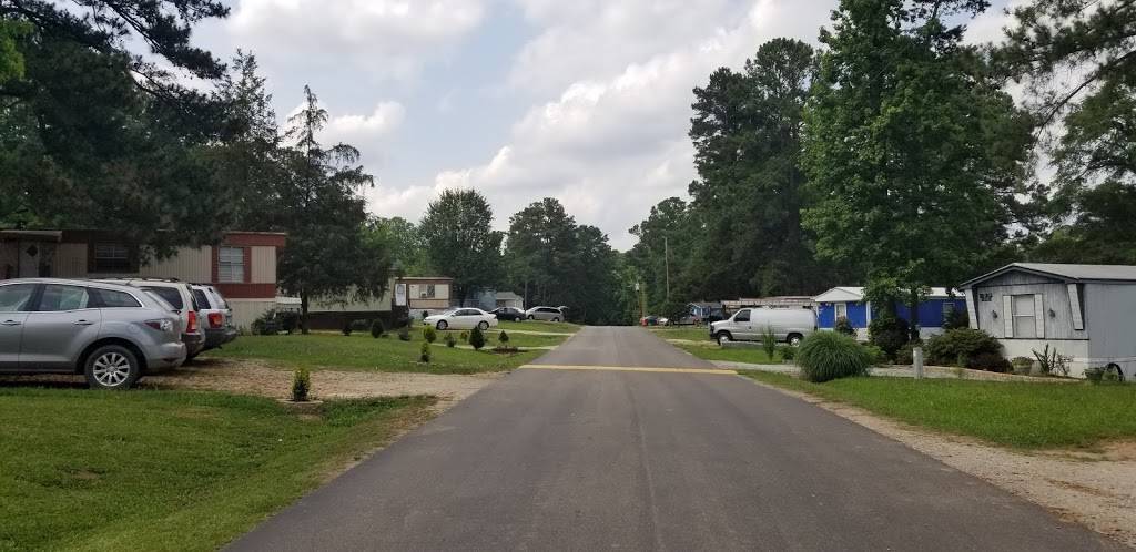 Horseshoe Mobile Home Park, LLC | 5807 Horseshoe Dr, Raleigh, NC 27603, USA | Phone: (919) 772-1643