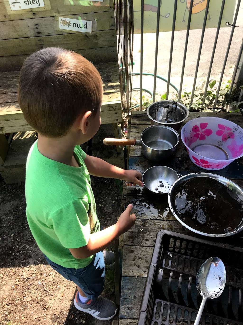 Early Steps Preschool | Adventure Playground, Waterlea, Crawley RH10 6SP, UK | Phone: 01293 544513