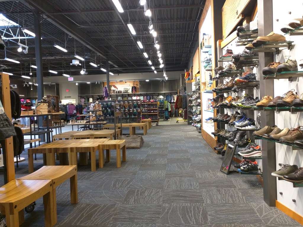 REI | 3371 Us Highway 1 #34, Lawrenceville Rd, Lawrence Township, NJ 08648, USA | Phone: (609) 750-1938