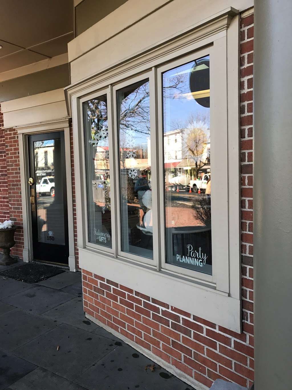 The Paper Trail | 150 Kings Hwy E, Haddonfield, NJ 08033, USA | Phone: (856) 429-4001