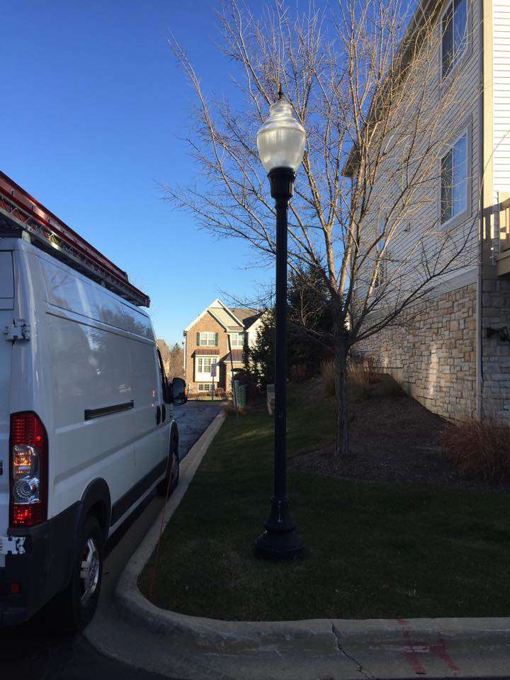Your Naperville Electrician | 5109, 1209 Evergreen Ave, Naperville, IL 60540 | Phone: (708) 296-2720