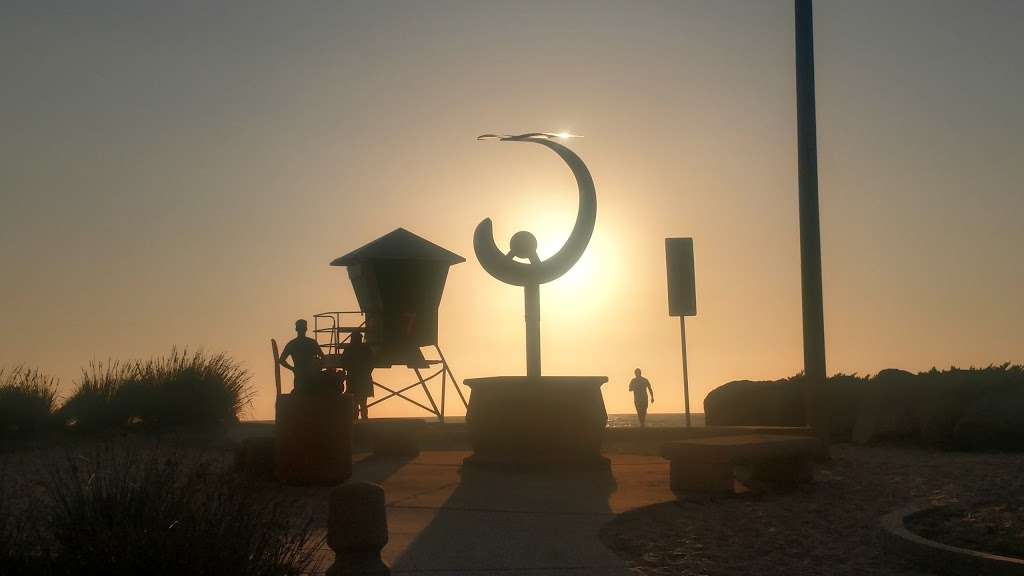 Sea and Sky Statue | 50-64 Dahlia Ave, Imperial Beach, CA 91932, USA