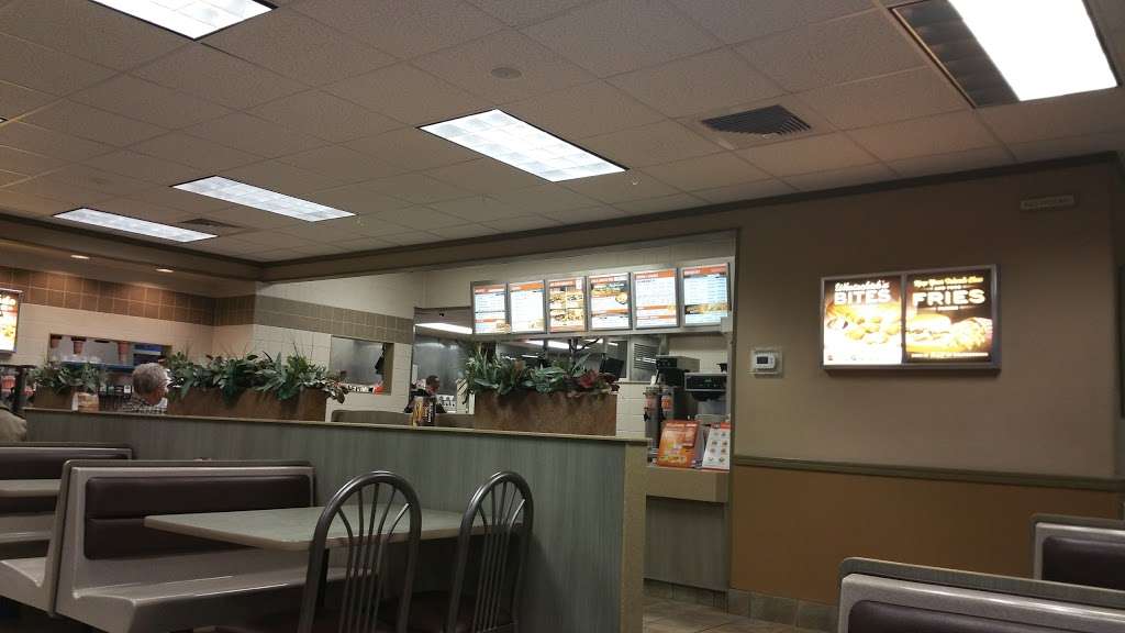 Whataburger | 5400 FM 1640 Rd, Ste 500, Richmond, TX 77469, USA | Phone: (281) 239-7161