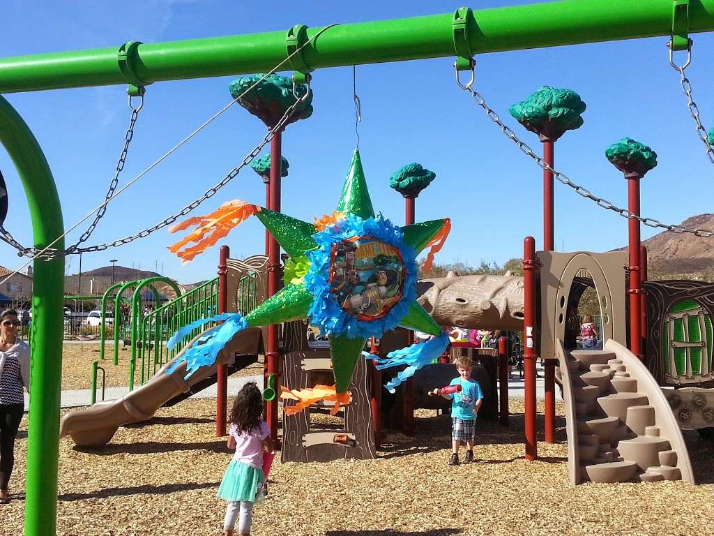 Del Prado Playfields | 402 Calle Del Prado, Newbury Park, CA 91320, USA | Phone: (805) 495-6471