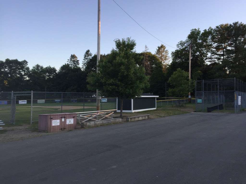 Groveland baseball fields and playground | 90 Center St, Groveland, MA 01834, USA