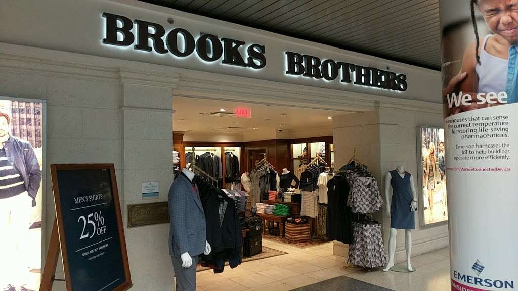 Brooks Brothers | 10000 West OHare Ave, Chicago, IL 60666, USA | Phone: (847) 327-0578