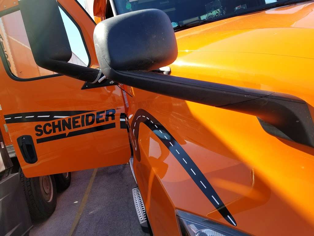 Schneider Truck Sales | 7238 Western Select Dr, Indianapolis, IN 46219, USA | Phone: (800) 635-9801