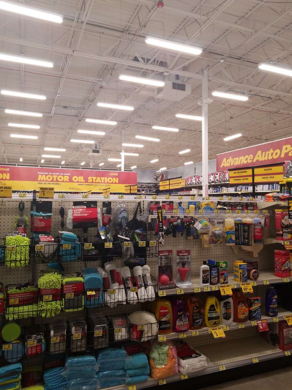 Advance Auto Parts | 2025 Okeechobee Blvd, West Palm Beach, FL 33409, USA | Phone: (561) 693-5264