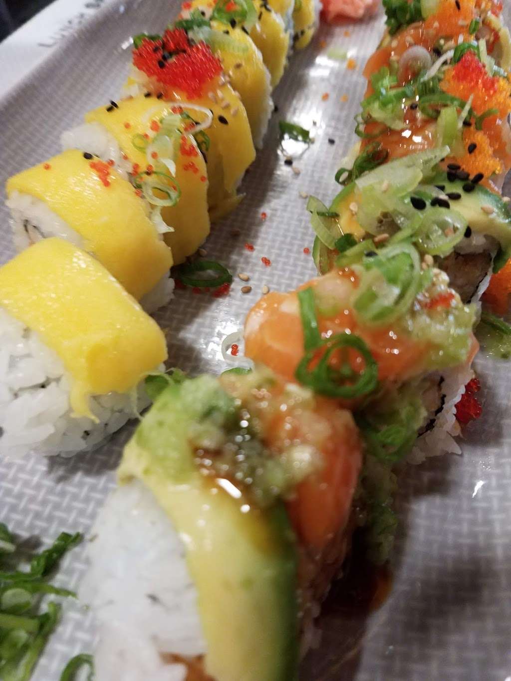 Sushi Cafe | 555 Passaic Ave, West Caldwell, NJ 07006 | Phone: (973) 403-7720