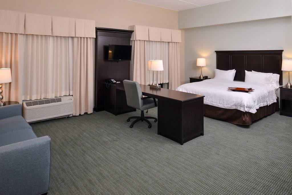 Hampton Inn & Suites Mount Joy/Lancaster West | 2301 Strickler Rd, Manheim, PA 17545, USA | Phone: (717) 653-5515