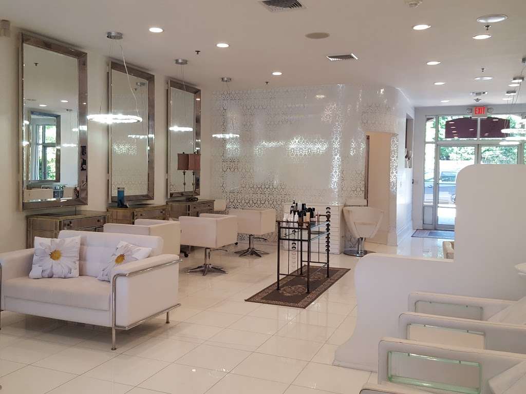 Cherylyn Salon North | 430 Bedford Rd, Armonk, NY 10504, USA | Phone: (914) 273-7900