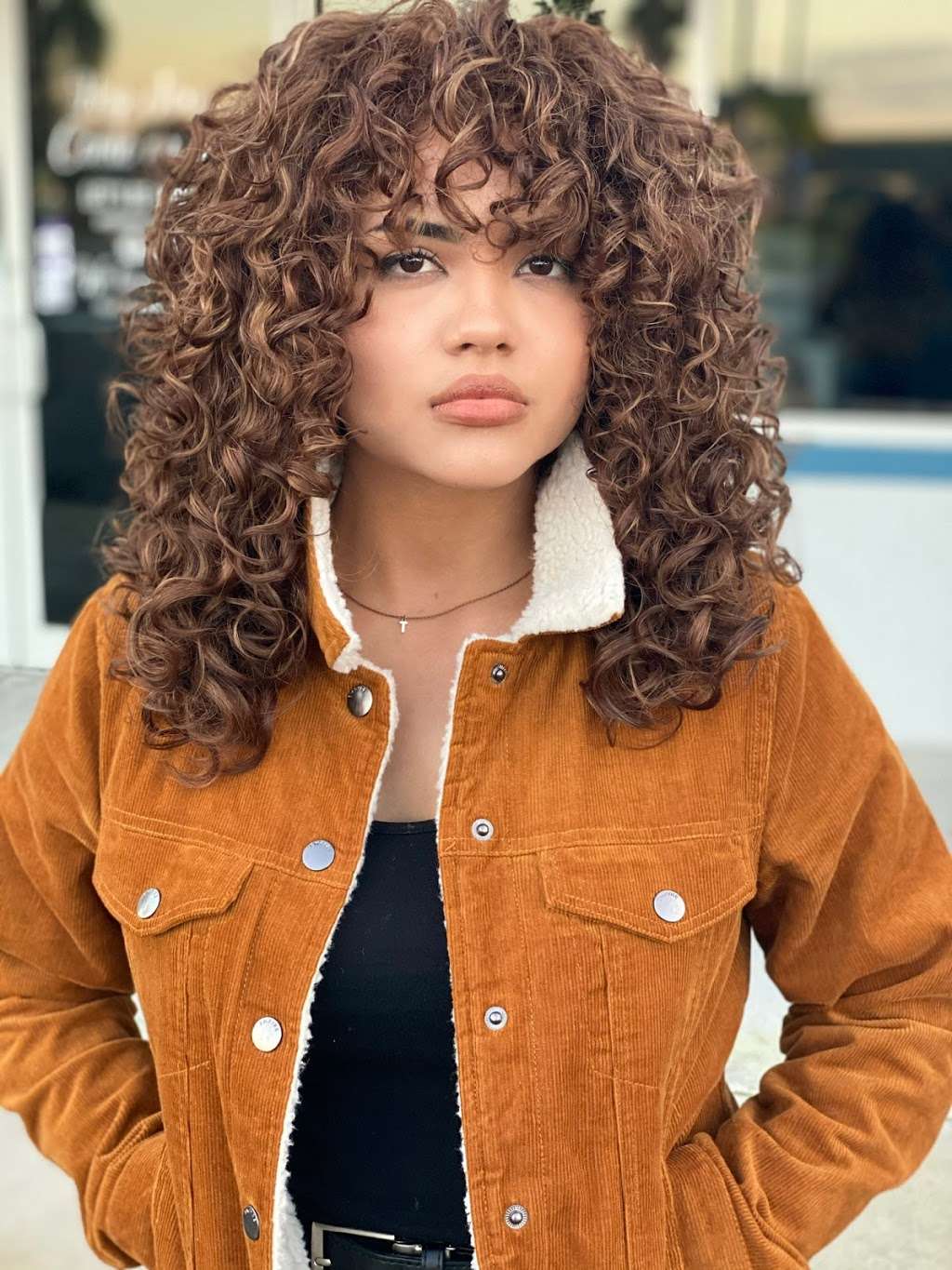 Rosi Curls | 4313 E County Rd 466 suite 104, Oxford, FL 34484, USA | Phone: (347) 606-5237