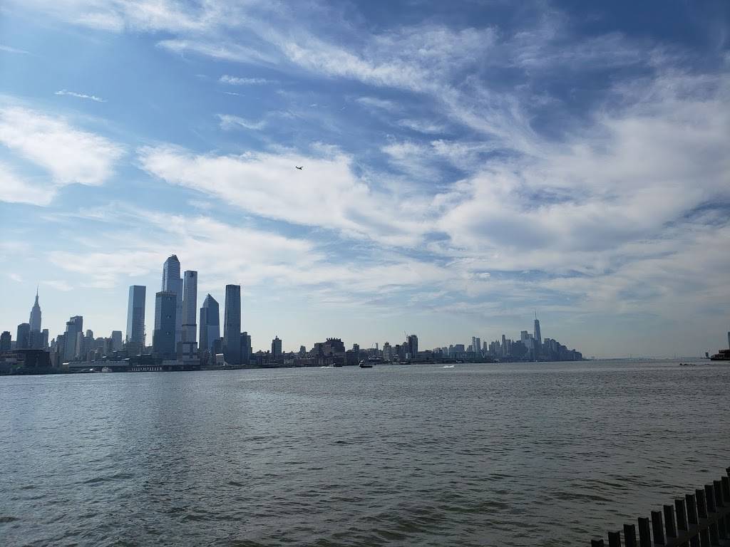 Hudson River Waterfront Walkway | 600 Harbor Blvd, Weehawken, NJ 07086, USA | Phone: (201) 519-7057