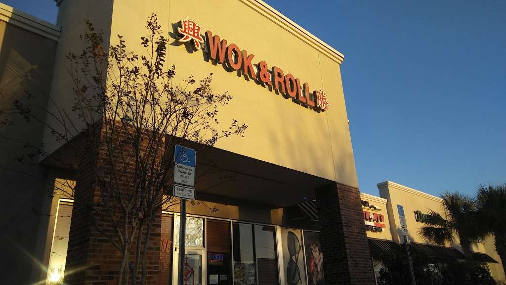 Wok & Roll | 425 Avalon Park S Blvd, Orlando, FL 32828 | Phone: (407) 737-0399