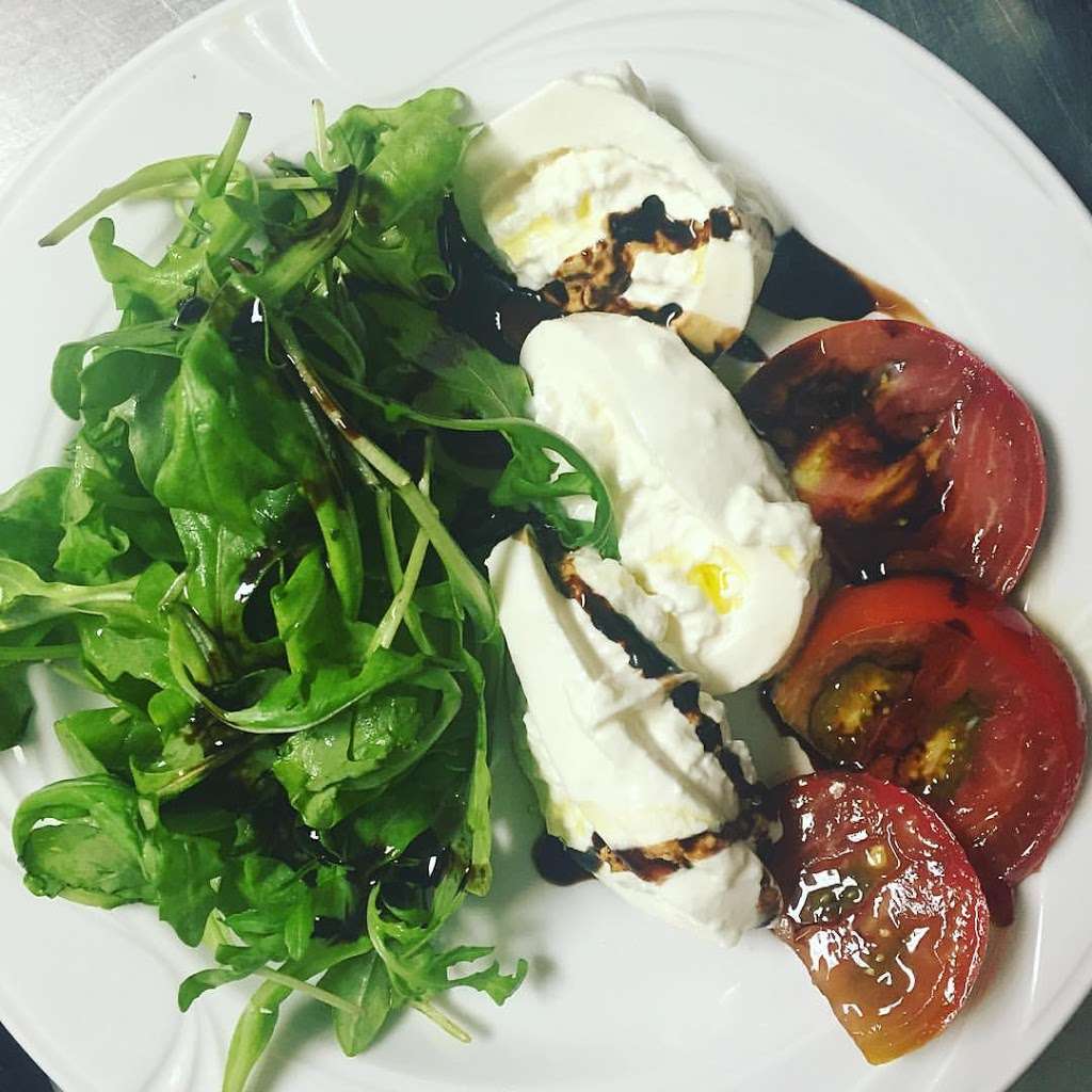 Crossed Keys Inn | 136 Main St, Andover, NJ 07821, USA | Phone: (973) 786-0251