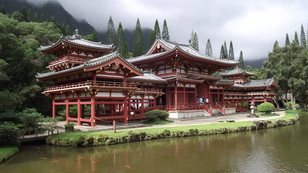 The Byodo-In Temple | 47-200 Kahekili Hwy, Kaneohe, HI 96744, USA | Phone: (808) 239-8811