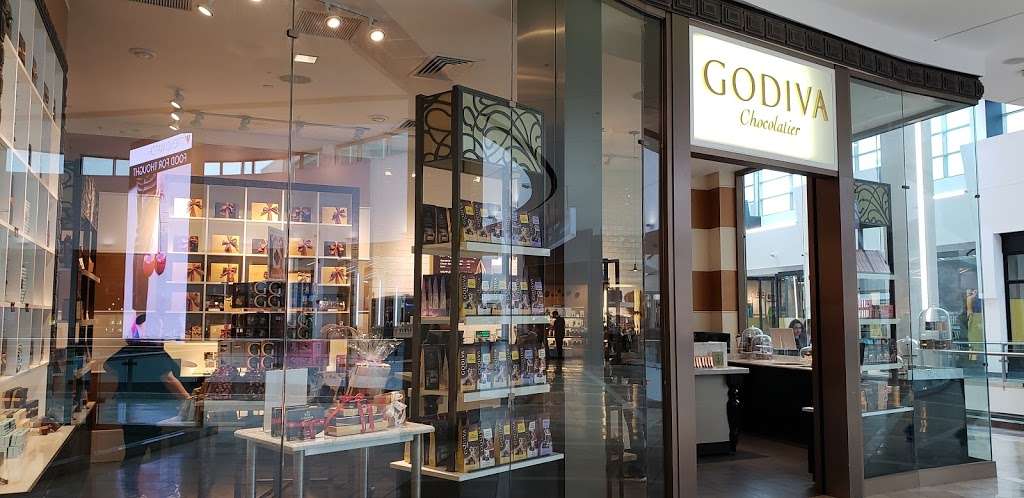 Godiva Chocolatier | 2162 Garden State Plaza Blvd, Paramus, NJ 07652 | Phone: (201) 843-2326