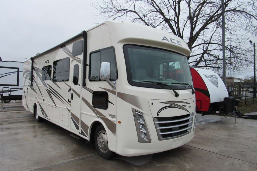 Sun Cruisin Rv | 3225 Farm to Market 1960 Road East, Humble, TX 77338 | Phone: (281) 548-7878