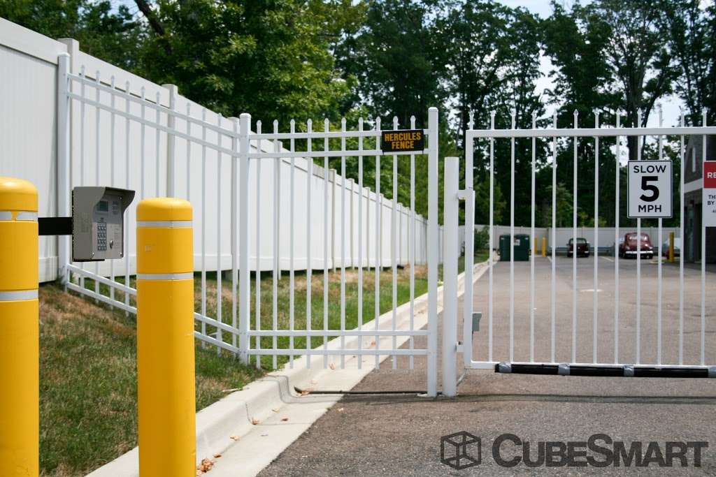 CubeSmart Self Storage | 3750 Donnell Dr, District Heights, MD 20747, USA | Phone: (301) 736-7867