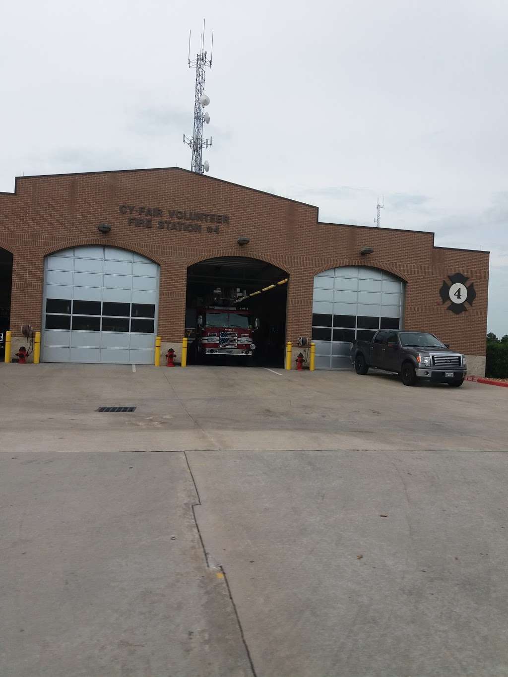 Cy-Fair Volunteer Fire Department Station 4 | 18006 Huffmeister Rd, Cypress, TX 77429, USA