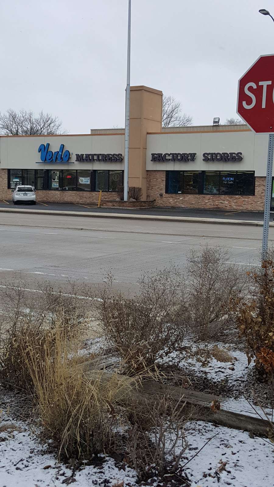 Verlo Mattress of McHenry | 3710 W Elm St, McHenry, IL 60050, USA | Phone: (815) 578-8375